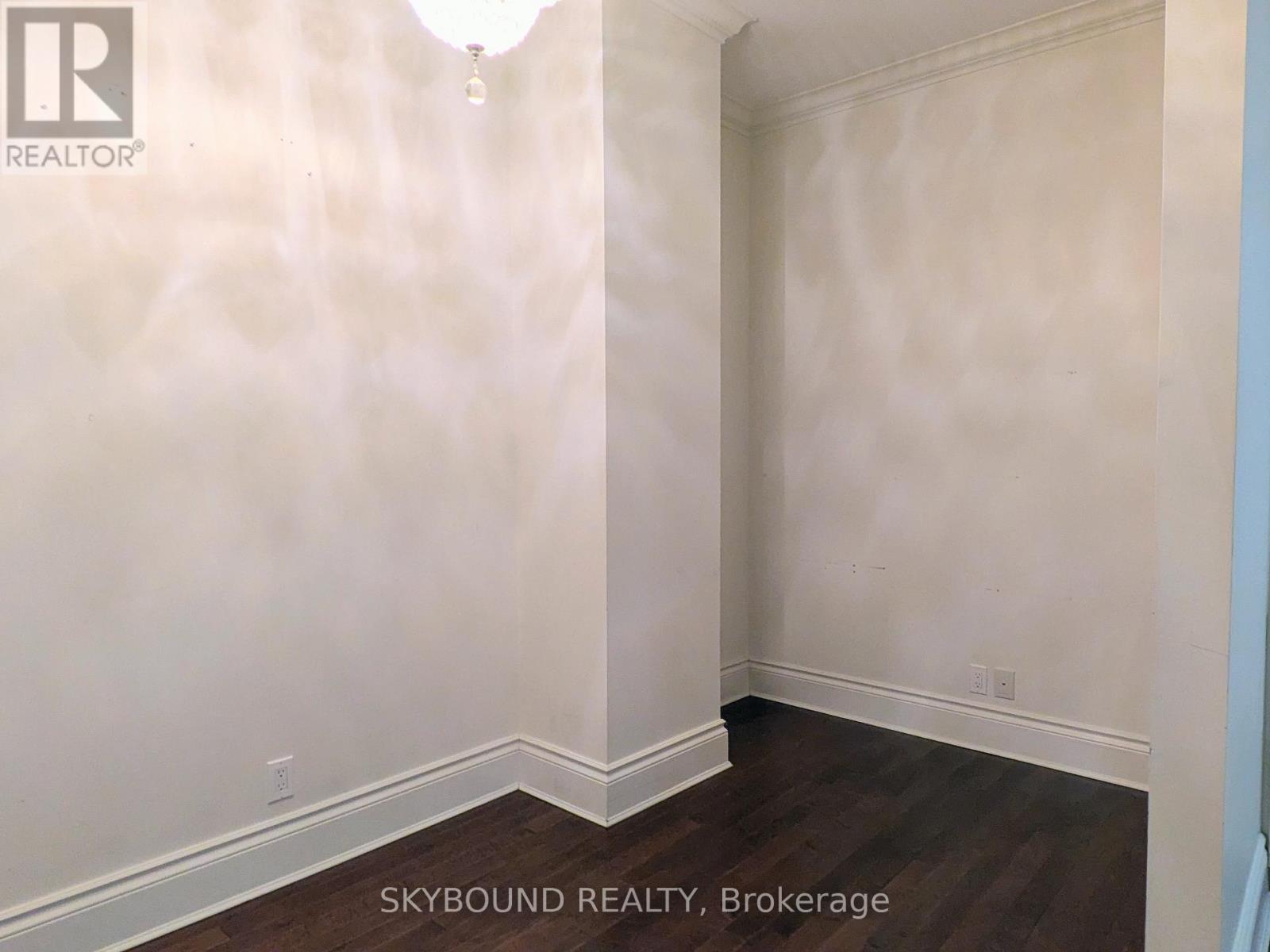 415 - 22 Leader Lane, Toronto, Ontario  M5E 0B2 - Photo 18 - C12576374