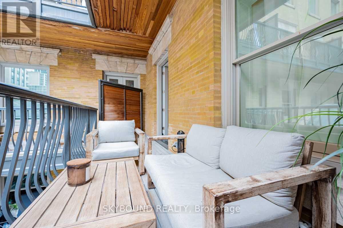 415 - 22 Leader Lane, Toronto, Ontario  M5E 0B2 - Photo 22 - C12576374