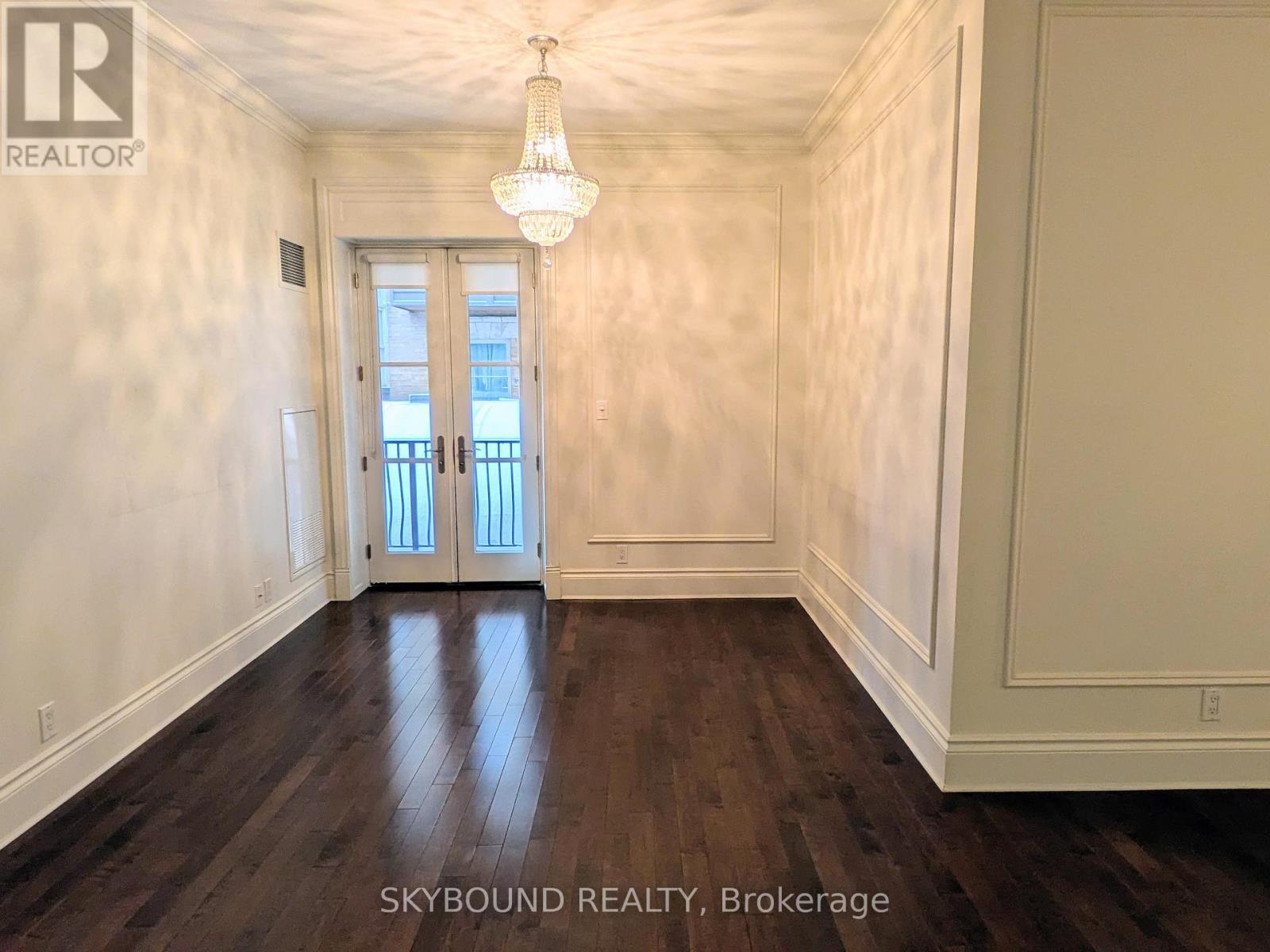 415 - 22 Leader Lane, Toronto, Ontario  M5E 0B2 - Photo 4 - C12576374