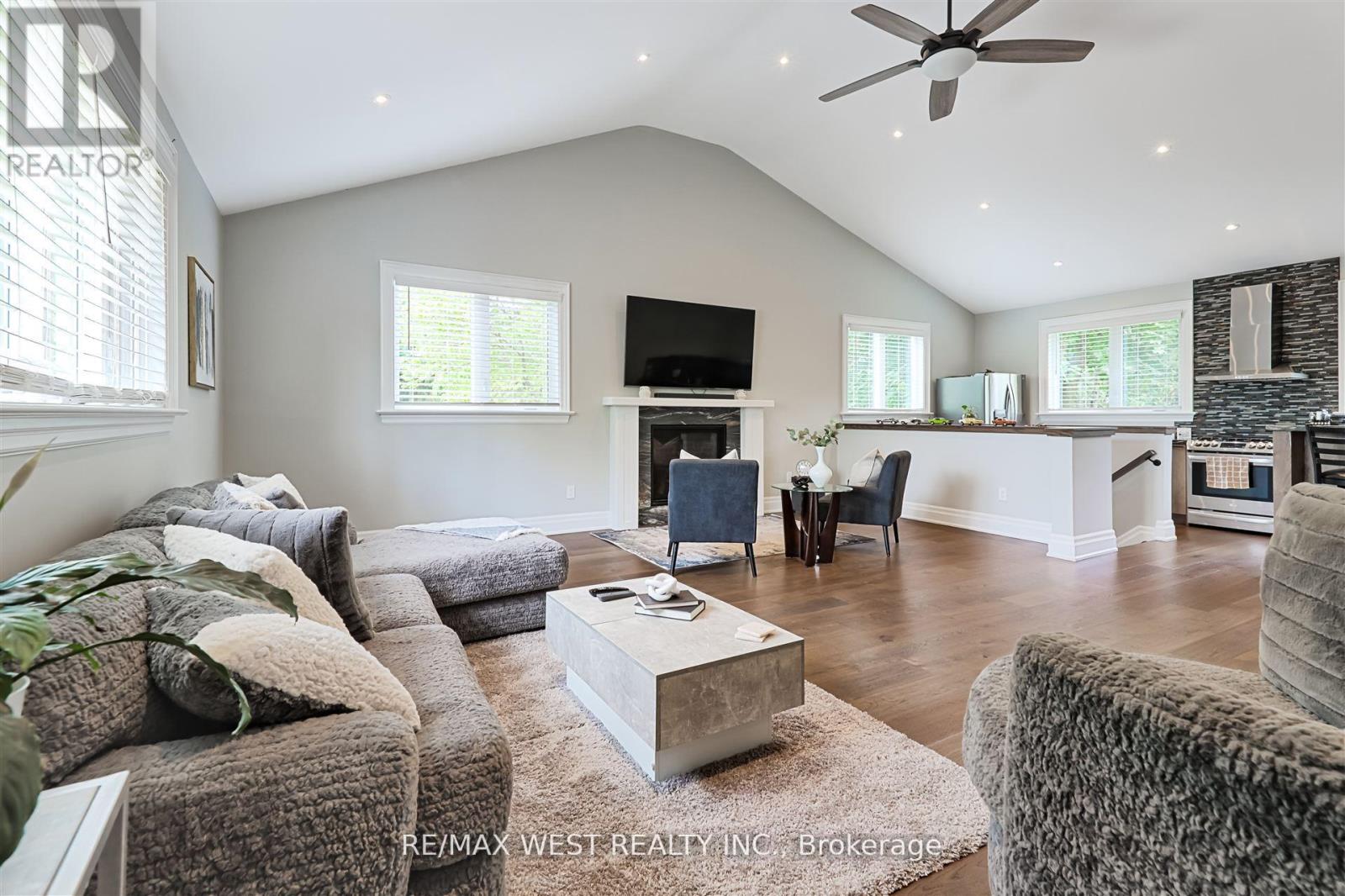 18 Windy Ridge Drive, Toronto, Ontario  M1M 1H5 - Photo 21 - E12576358