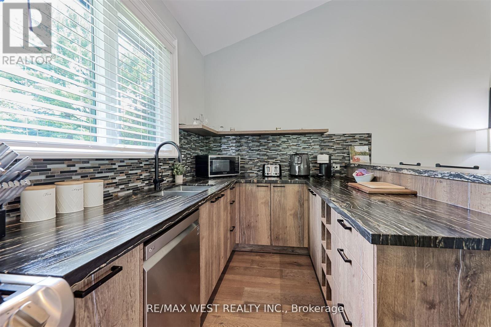 18 Windy Ridge Drive, Toronto, Ontario  M1M 1H5 - Photo 23 - E12576358