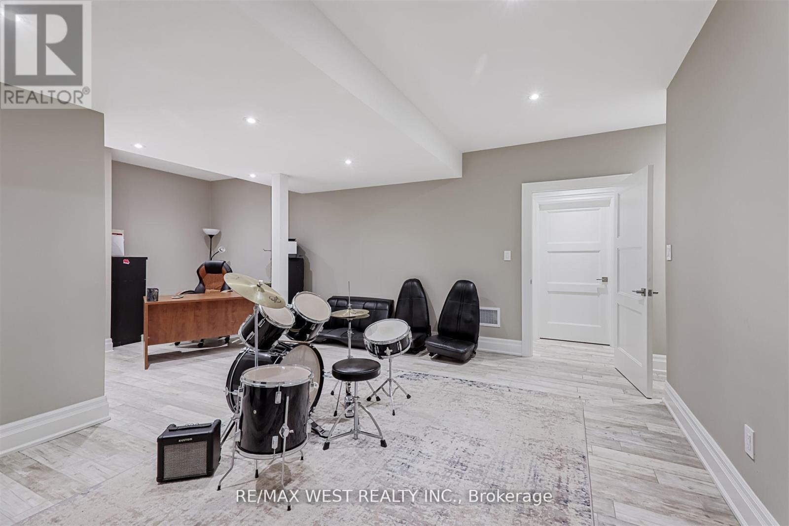 18 Windy Ridge Drive, Toronto, Ontario  M1M 1H5 - Photo 36 - E12576358