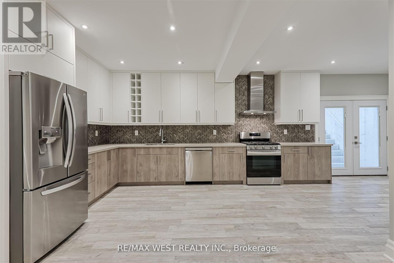 18 Windy Ridge Drive, Toronto, Ontario  M1M 1H5 - Photo 37 - E12576358