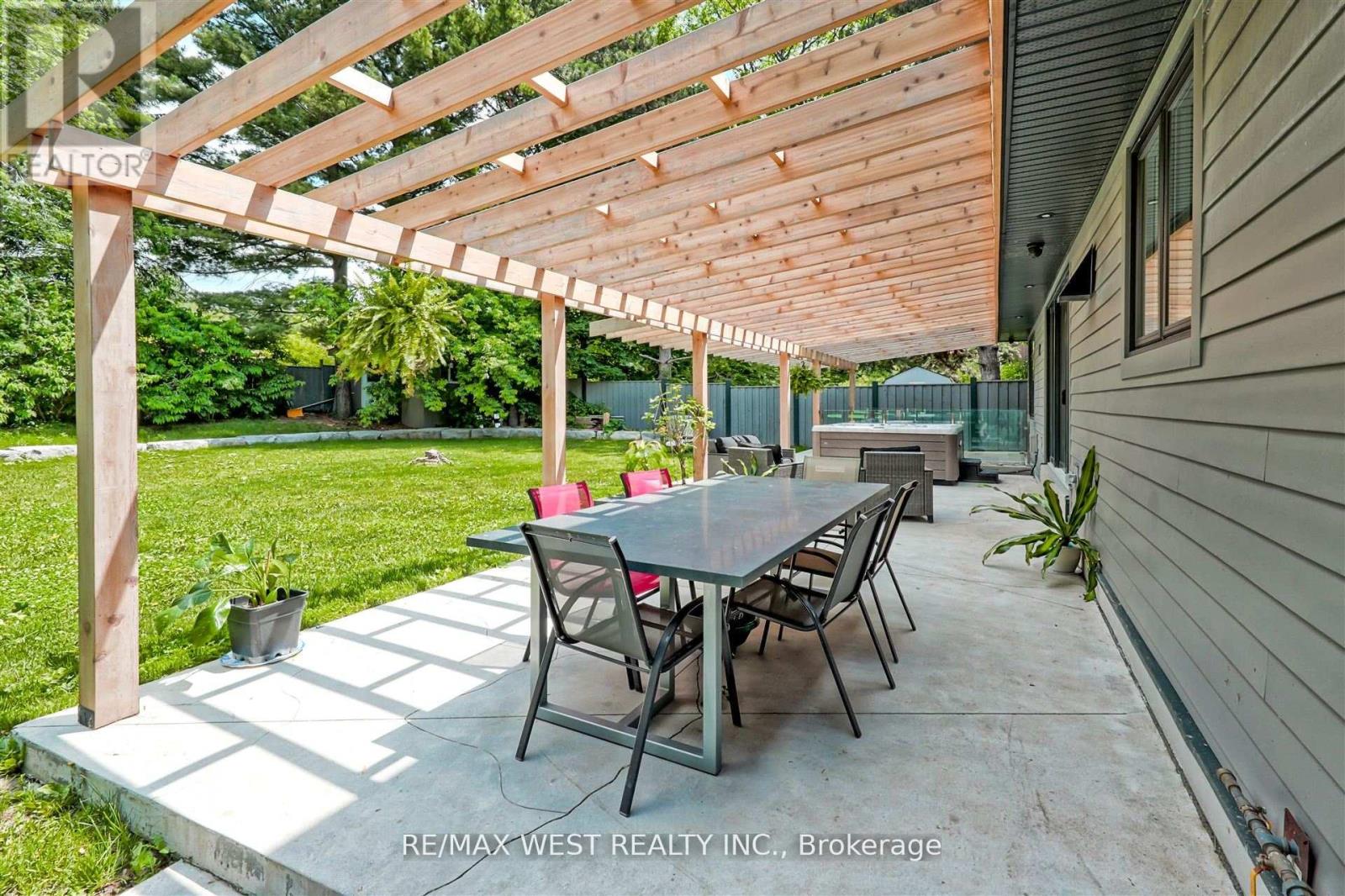 18 Windy Ridge Drive, Toronto, Ontario  M1M 1H5 - Photo 46 - E12576358