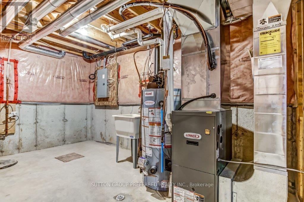 1051 Foxcreek Road, London North, Ontario  N6G 0C9 - Photo 21 - X12576458