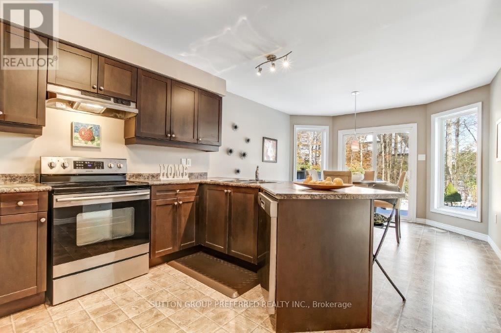 1051 Foxcreek Road, London North, Ontario  N6G 0C9 - Photo 6 - X12576458