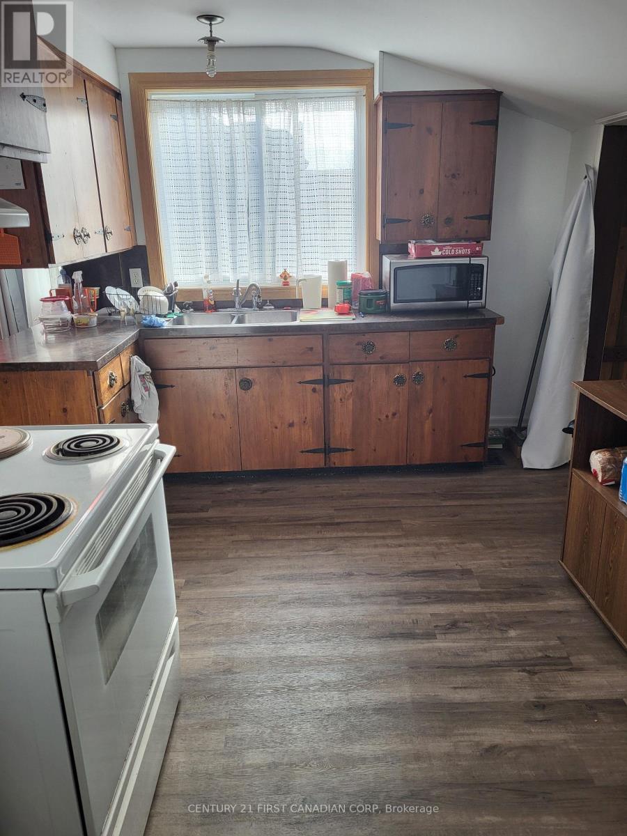 47 Fifth Avenue, St. Thomas, Ontario  N5R 4C4 - Photo 8 - X12576556