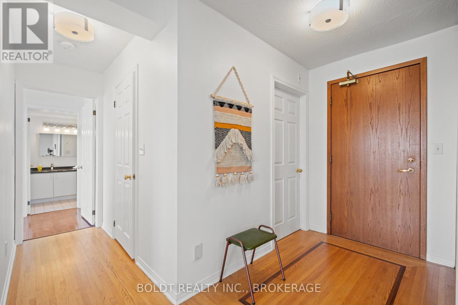 1001 - 3 Towering Heights Boulevard, St. Catharines, Ontario  L2T 4A4 - Photo 11 - X12396259