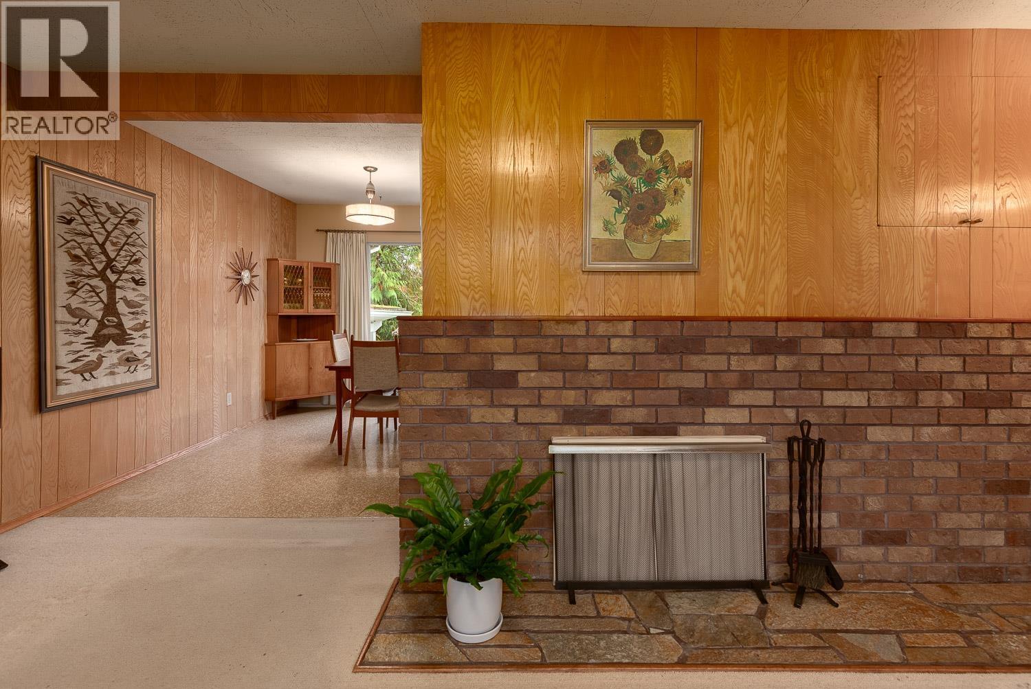 6390 Winch Street, Burnaby, British Columbia  V5B 2L3 - Photo 4 - R3069869