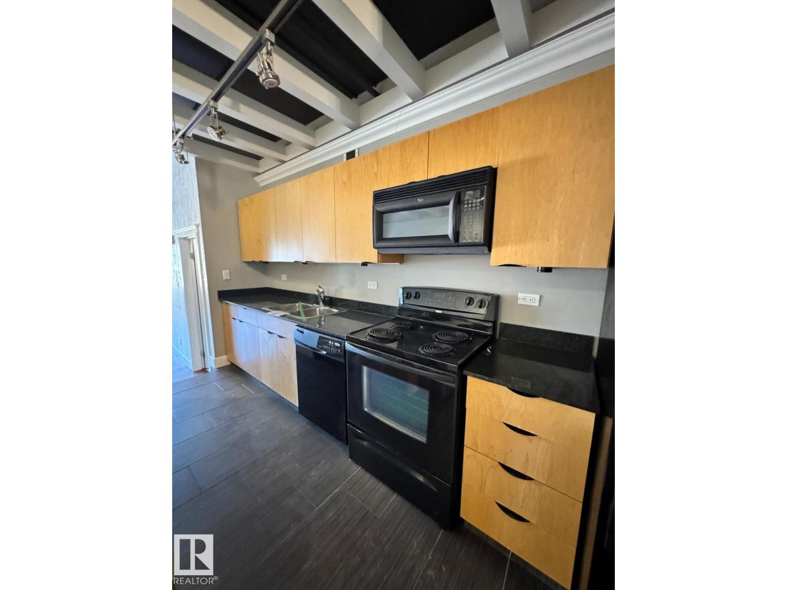 #304 10179 105 St Nw, Edmonton, Alberta  T5J 3N1 - Photo 7 - E4466716