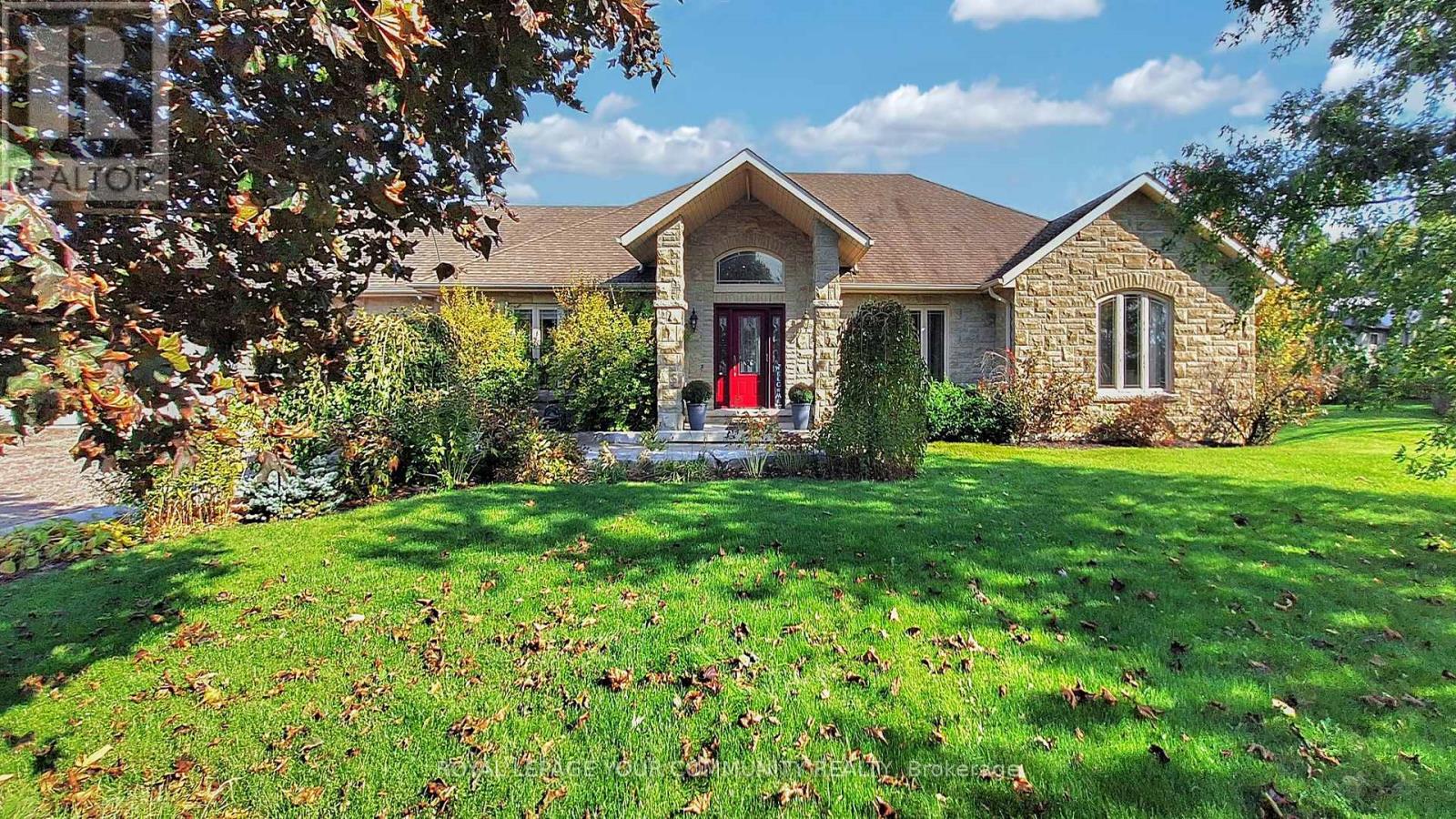 1065 20th Side Road, King, Ontario  L0G 1T0 - Photo 1 - N12576350