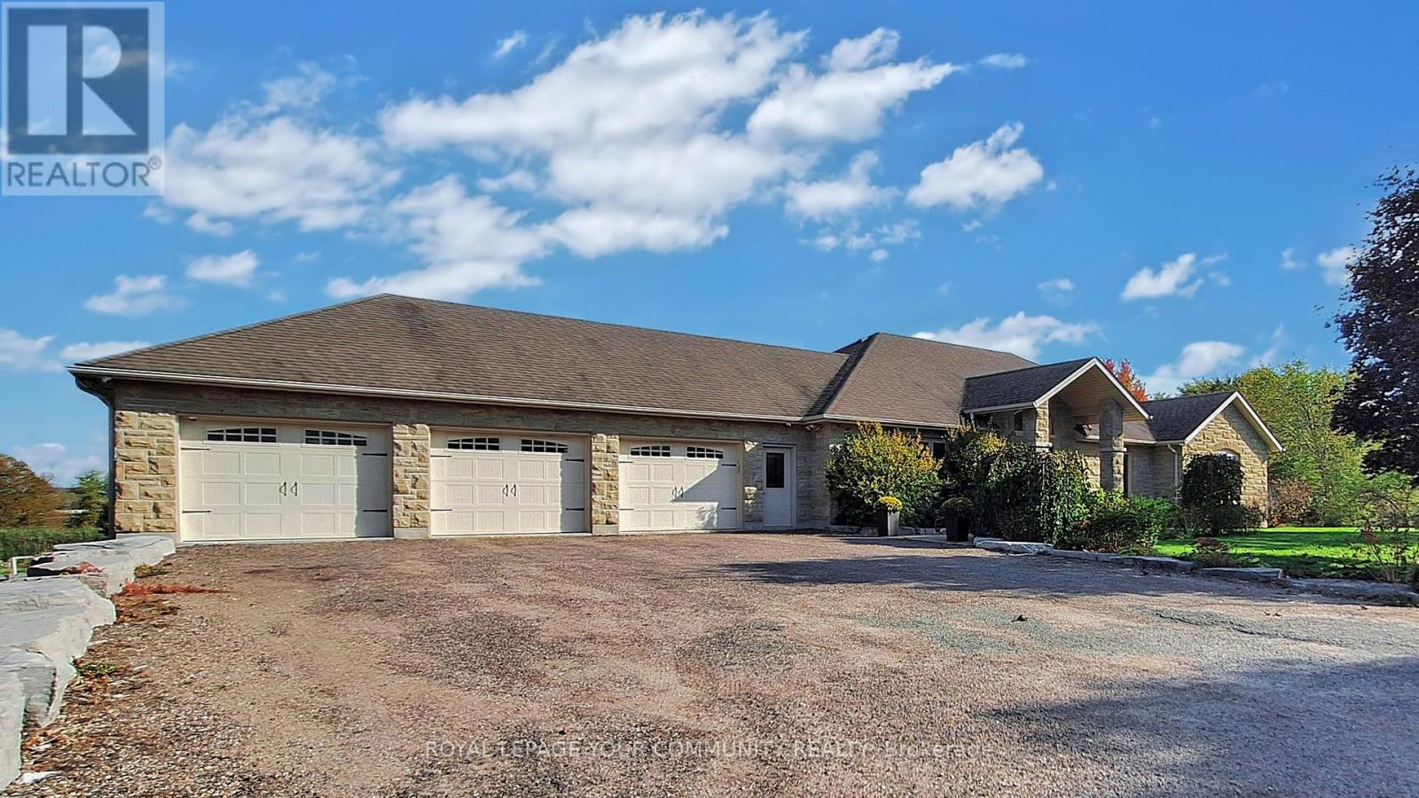 1065 20th Side Road, King, Ontario  L0G 1T0 - Photo 3 - N12576350