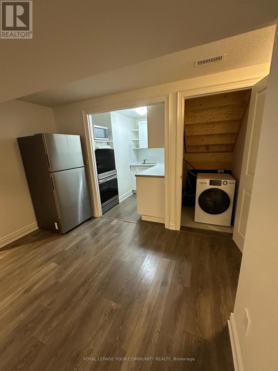 77 Terrain Crt Court, East Gwillimbury, Ontario  L9N 0T2 - Photo 11 - N12576354