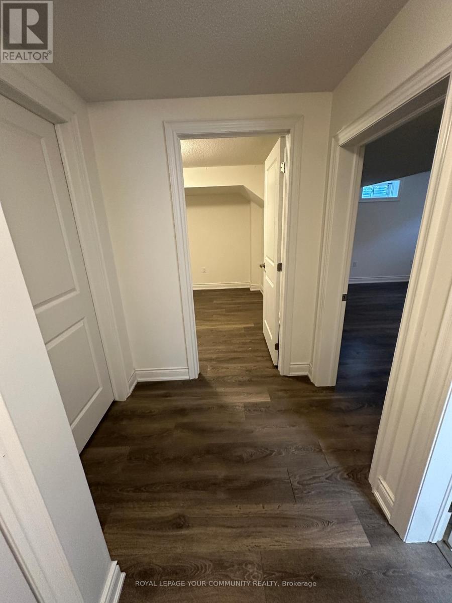 77 Terrain Crt Court, East Gwillimbury, Ontario  L9N 0T2 - Photo 16 - N12576354