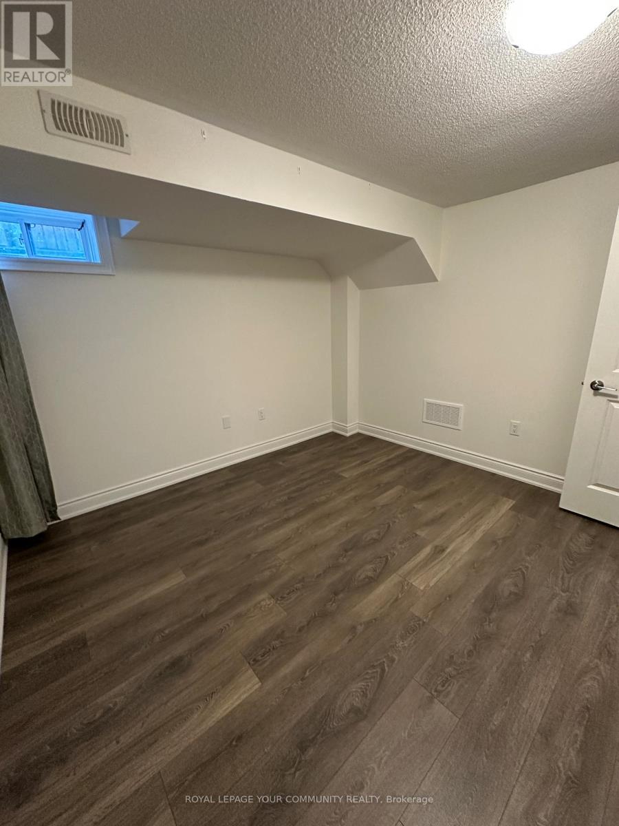 77 Terrain Crt Court, East Gwillimbury, Ontario  L9N 0T2 - Photo 19 - N12576354