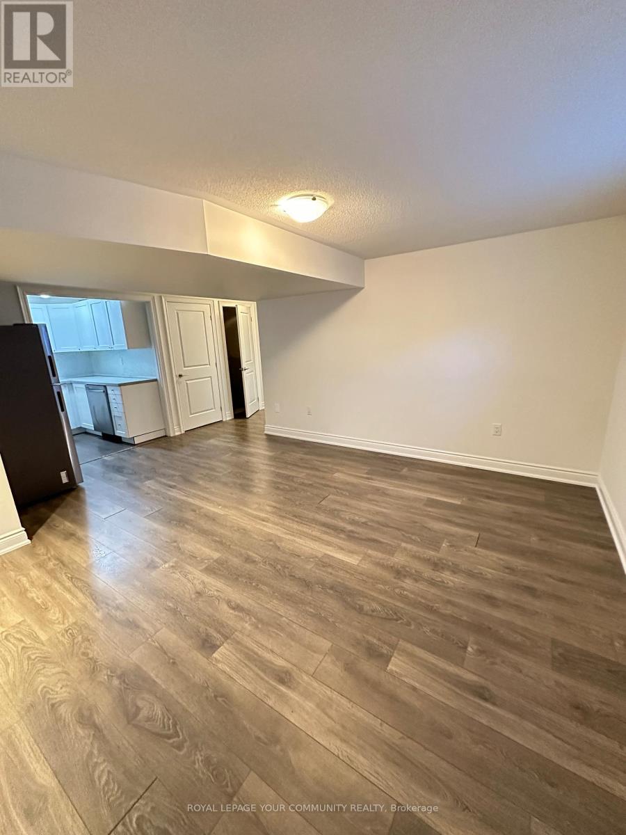 77 Terrain Crt Court, East Gwillimbury, Ontario  L9N 0T2 - Photo 5 - N12576354