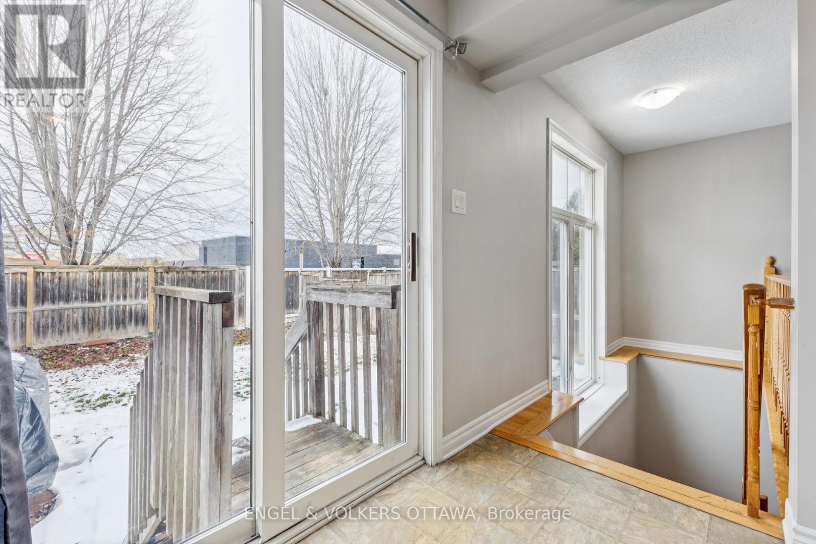 507 Salzburg Drive, Ottawa, Ontario  K4A 0C6 - Photo 16 - X12576428