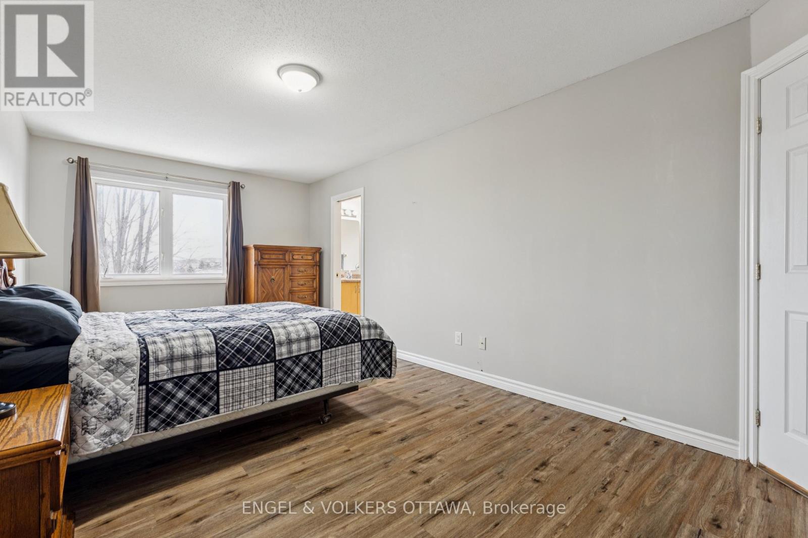 507 Salzburg Drive, Ottawa, Ontario  K4A 0C6 - Photo 22 - X12576428