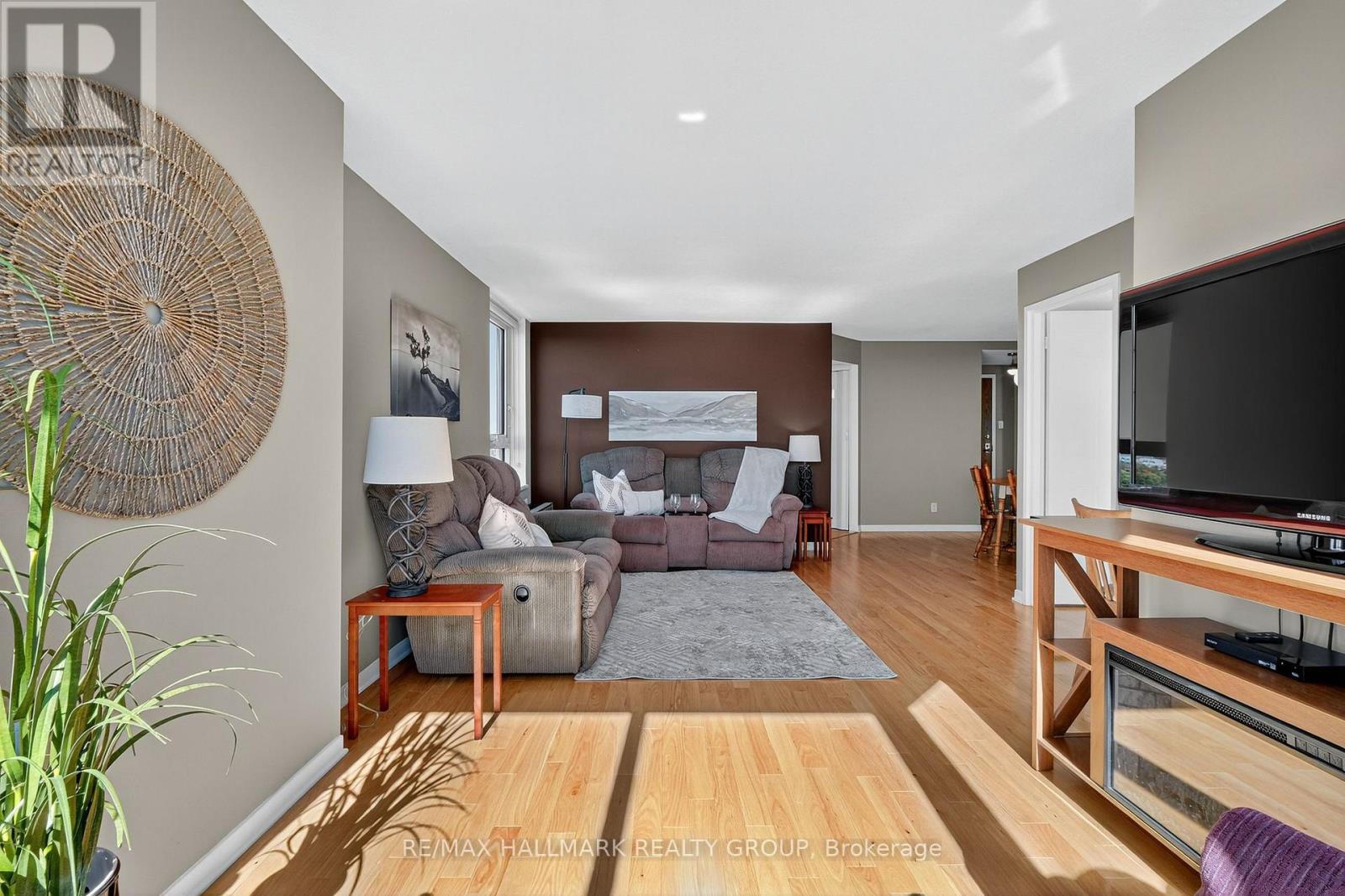 1207 - 80 Sandcastle Drive, Ottawa, Ontario  K2H 9E7 - Photo 16 - X12576460