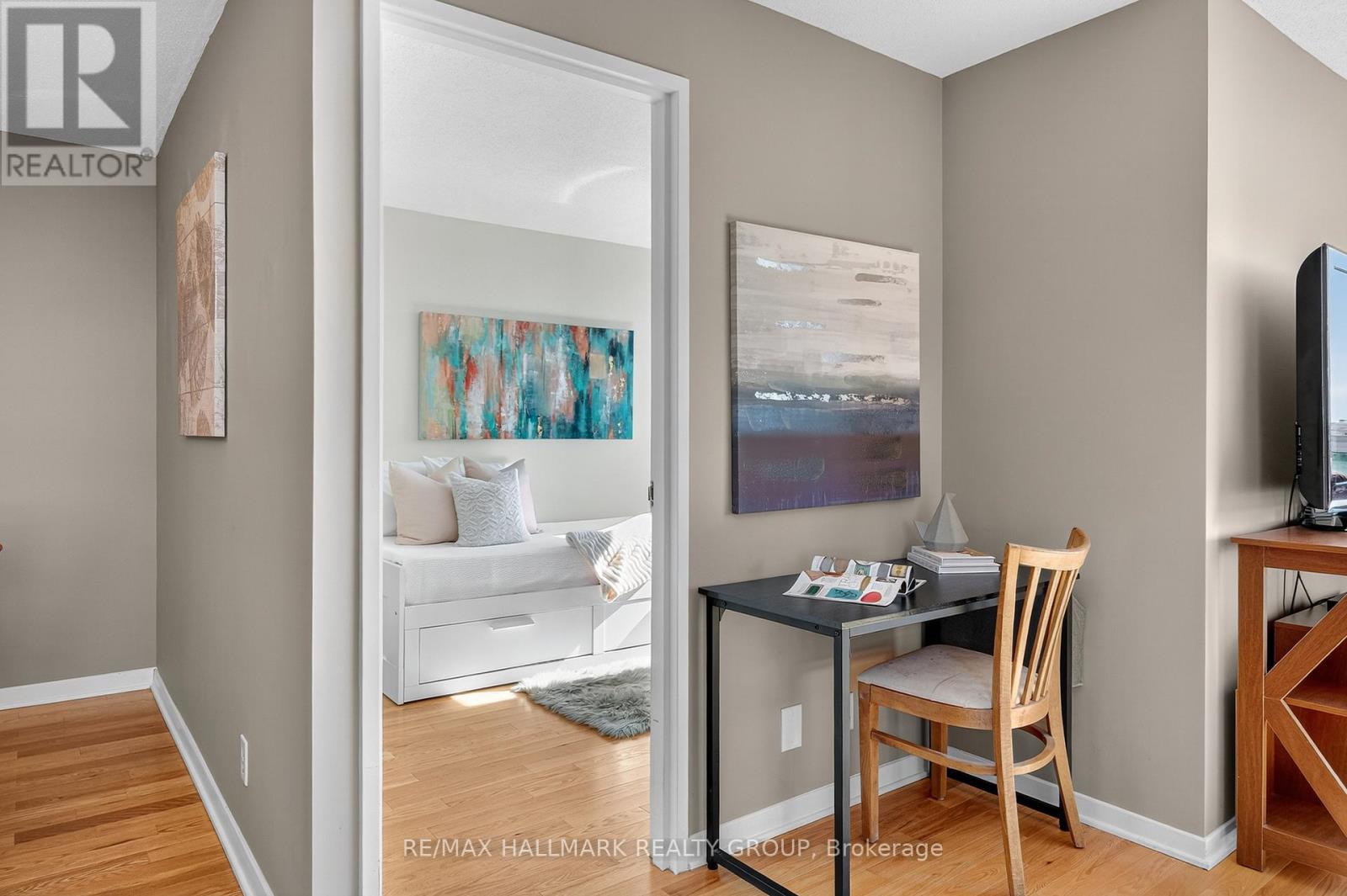 1207 - 80 Sandcastle Drive, Ottawa, Ontario  K2H 9E7 - Photo 17 - X12576460