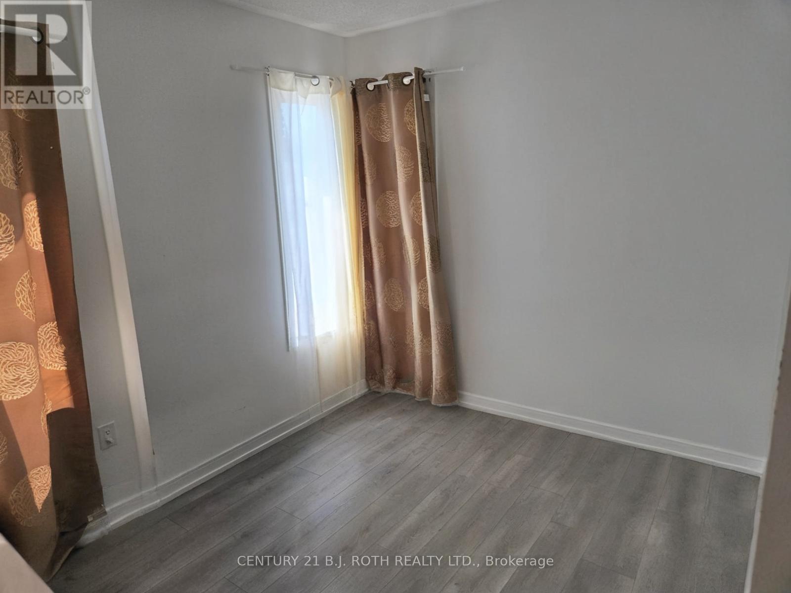 131 Appletree Lane, Barrie, Ontario  L9J 0P1 - Photo 11 - S12576338