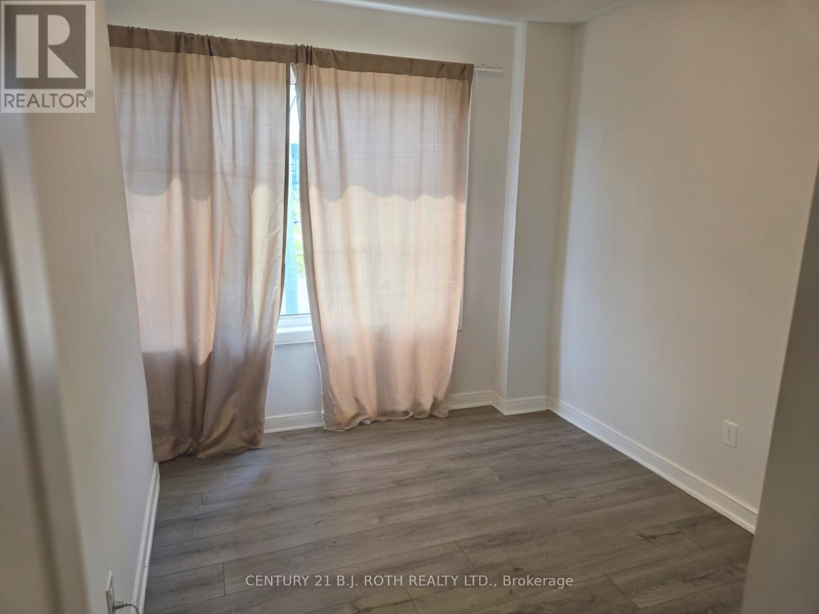 131 Appletree Lane, Barrie, Ontario  L9J 0P1 - Photo 15 - S12576338