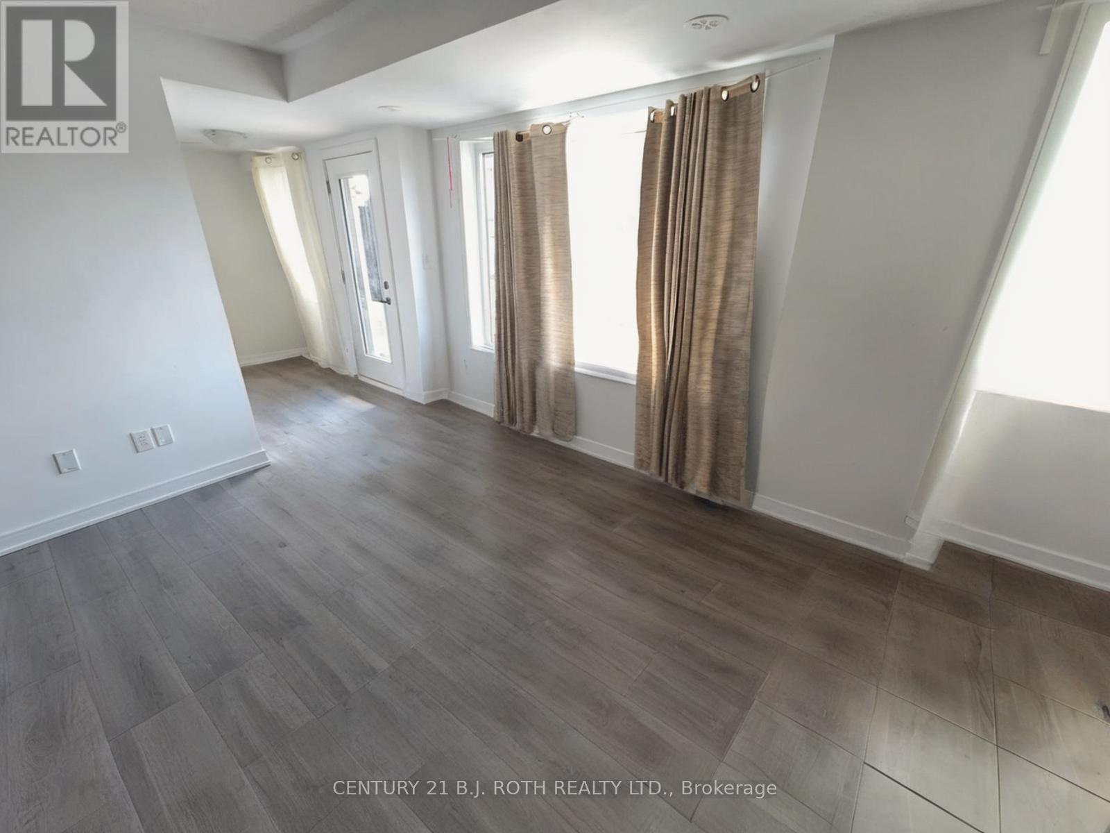 131 Appletree Lane, Barrie, Ontario  L9J 0P1 - Photo 6 - S12576338