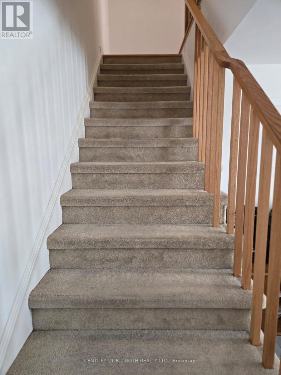 131 Appletree Lane, Barrie, Ontario  L9J 0P1 - Photo 8 - S12576338