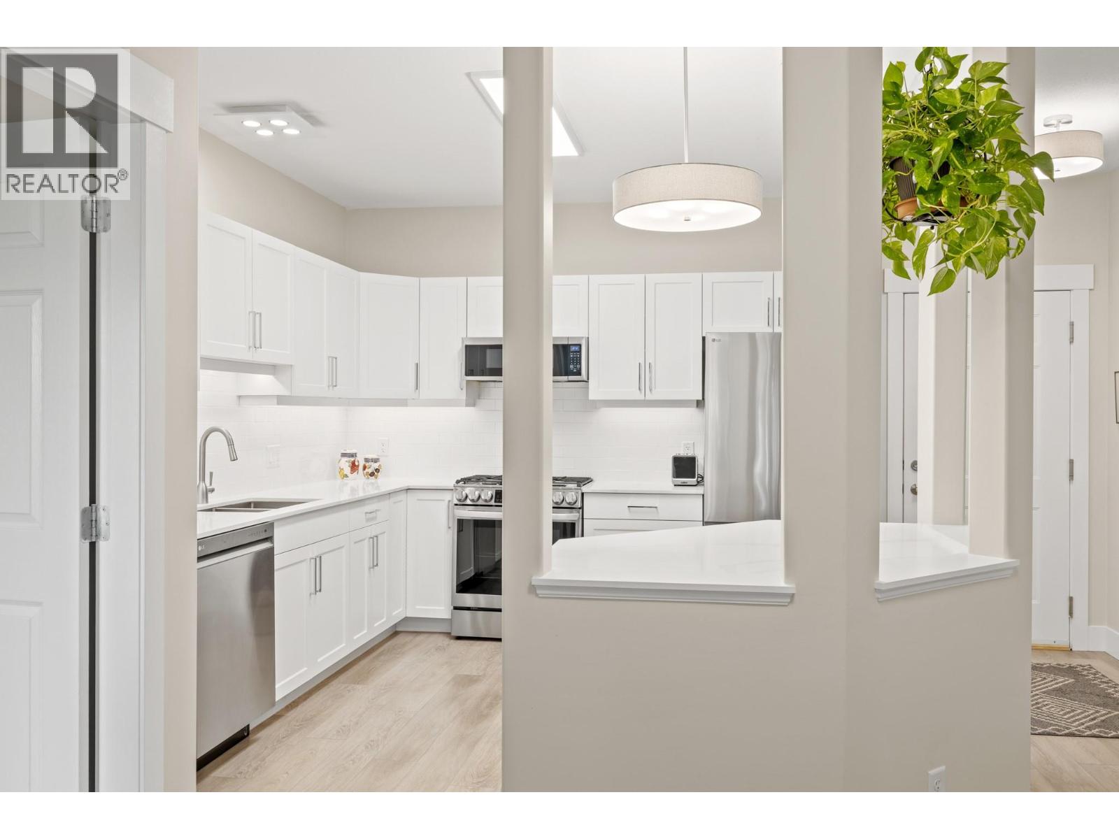 1235 Klo Road Unit# 206, Kelowna, British Columbia  V1W 3N7 - Photo 7 - 10369893