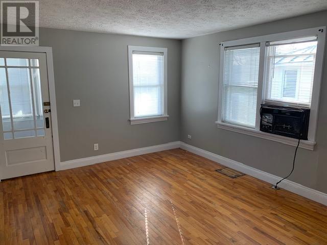 1256 Wellington Street East, Sault Ste. Marie, Ontario  P6A 2P4 - Photo 3 - SM253338