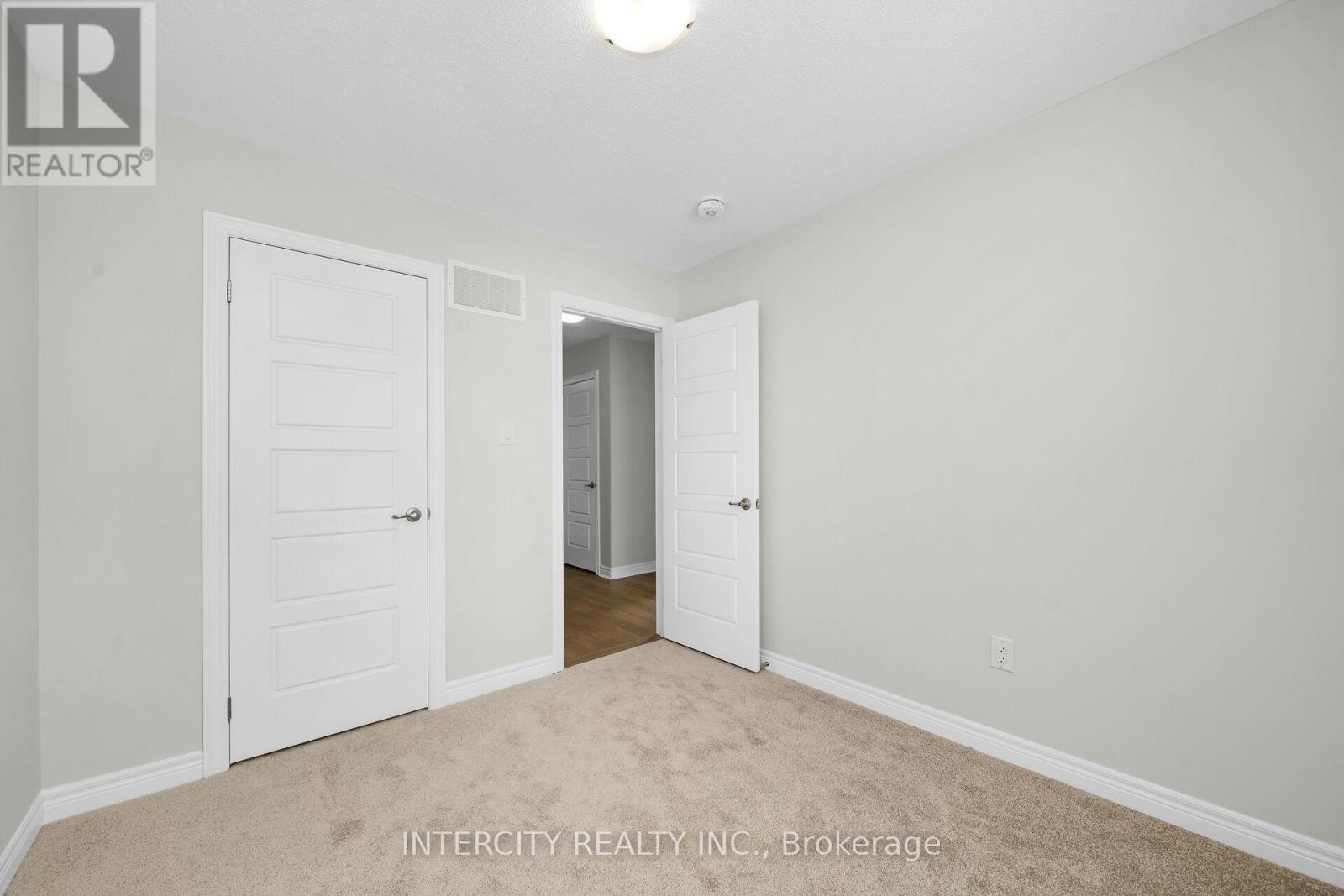 323 Inspire Boulevard, Brampton, Ontario  L6R 4E6 - Photo 27 - W12576270