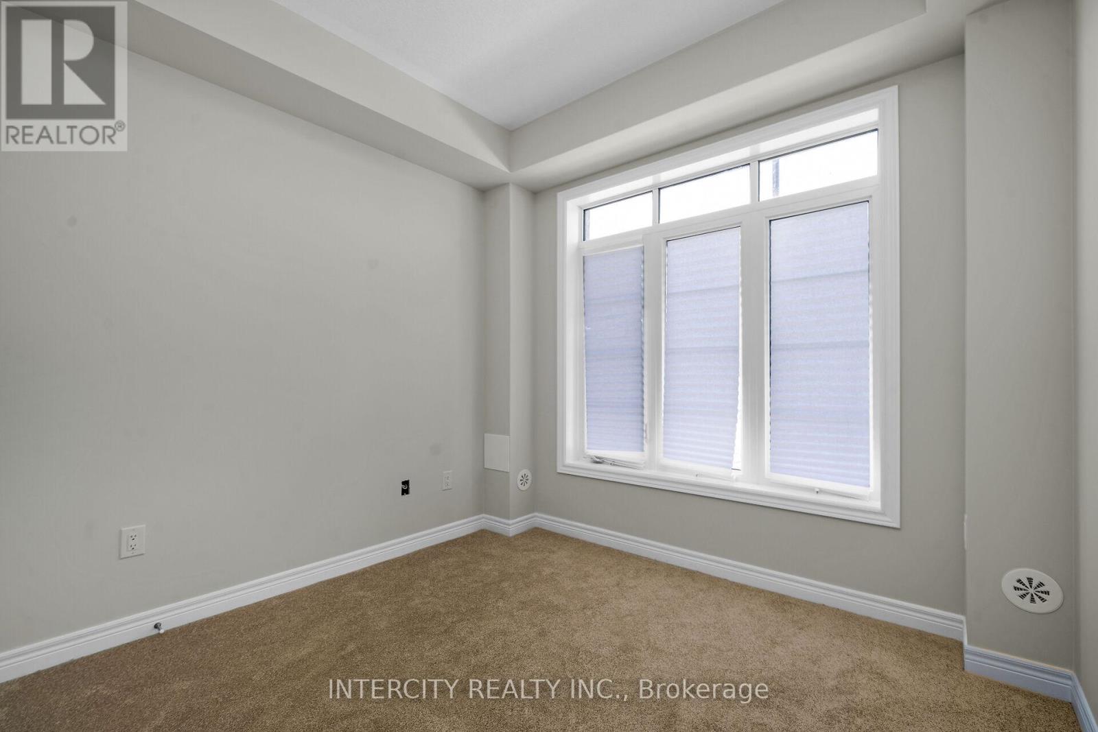 323 Inspire Boulevard, Brampton, Ontario  L6R 4E6 - Photo 5 - W12576270