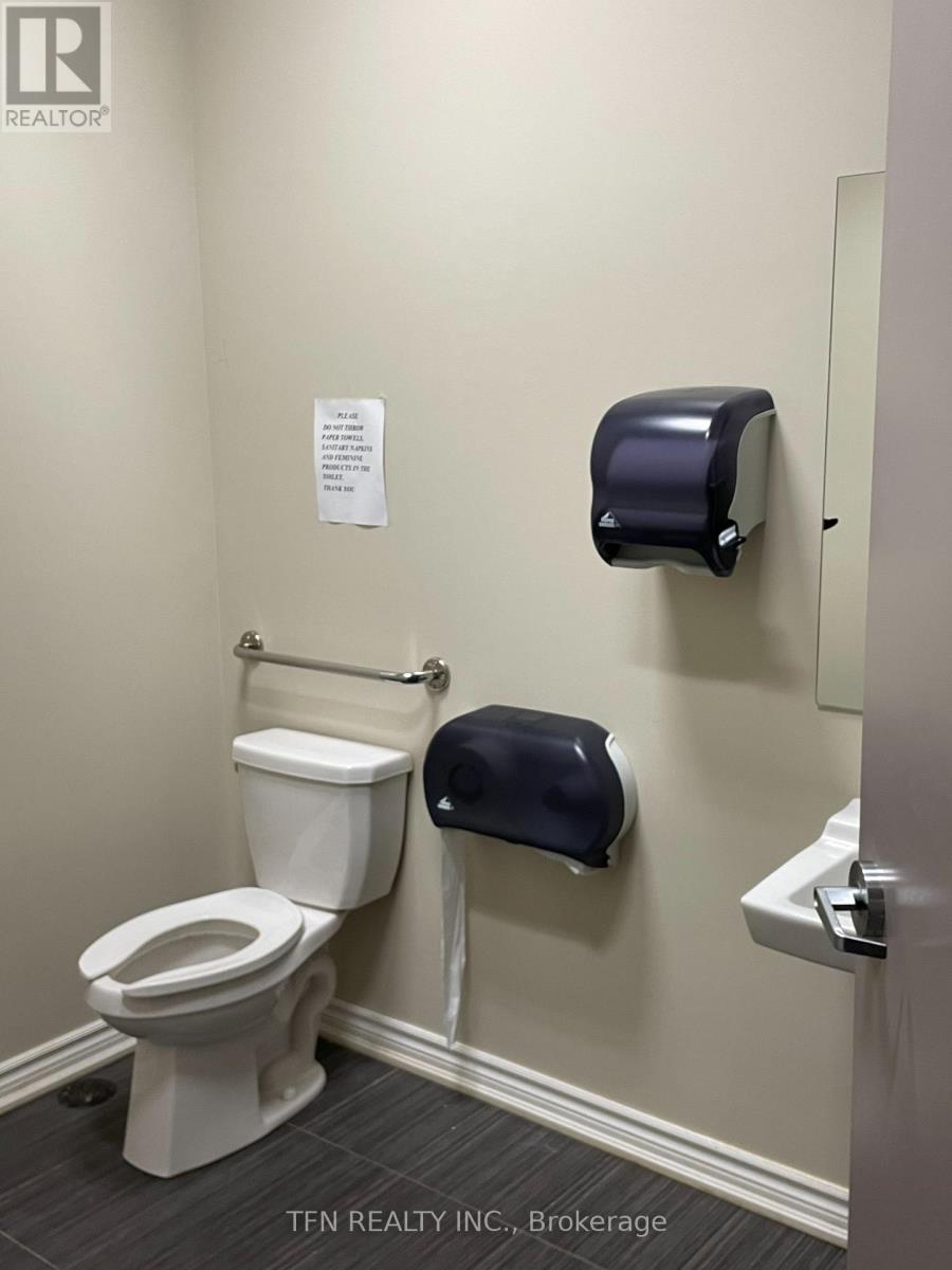 4099 Erin Mills Parkway, Mississauga, Ontario  L5L 3P9 - Photo 7 - W12576274