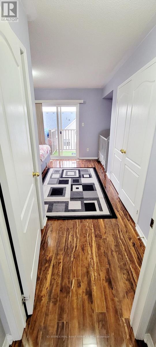 3 - 5050 Intrepid Drive, Mississauga, Ontario  L5M 0E5 - Photo 11 - W12576332