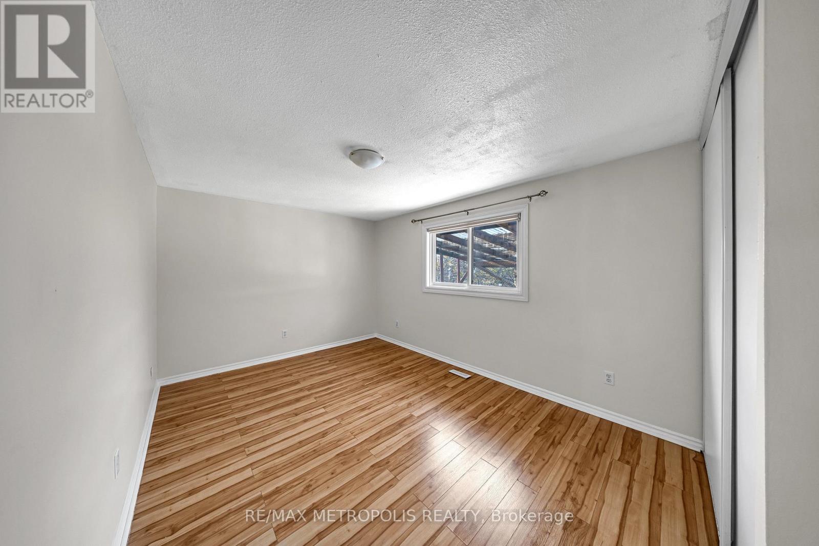 Main - 501 Daralea Heights, Mississauga, Ontario  L5A 3H7 - Photo 27 - W12576342