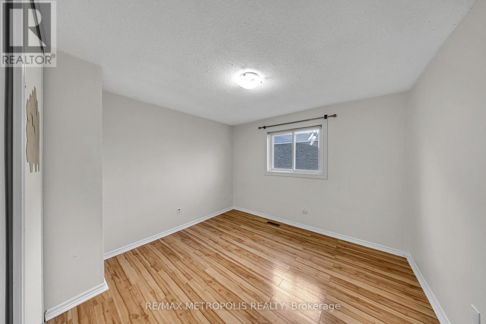 Main - 501 Daralea Heights, Mississauga, Ontario  L5A 3H7 - Photo 30 - W12576342