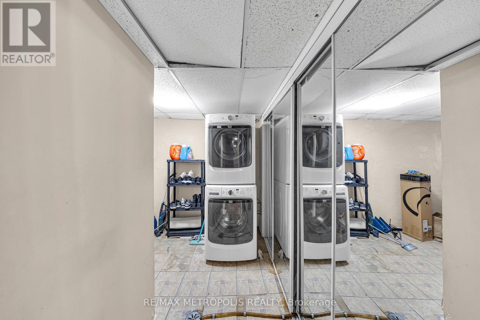 Main - 501 Daralea Heights, Mississauga, Ontario  L5A 3H7 - Photo 41 - W12576342