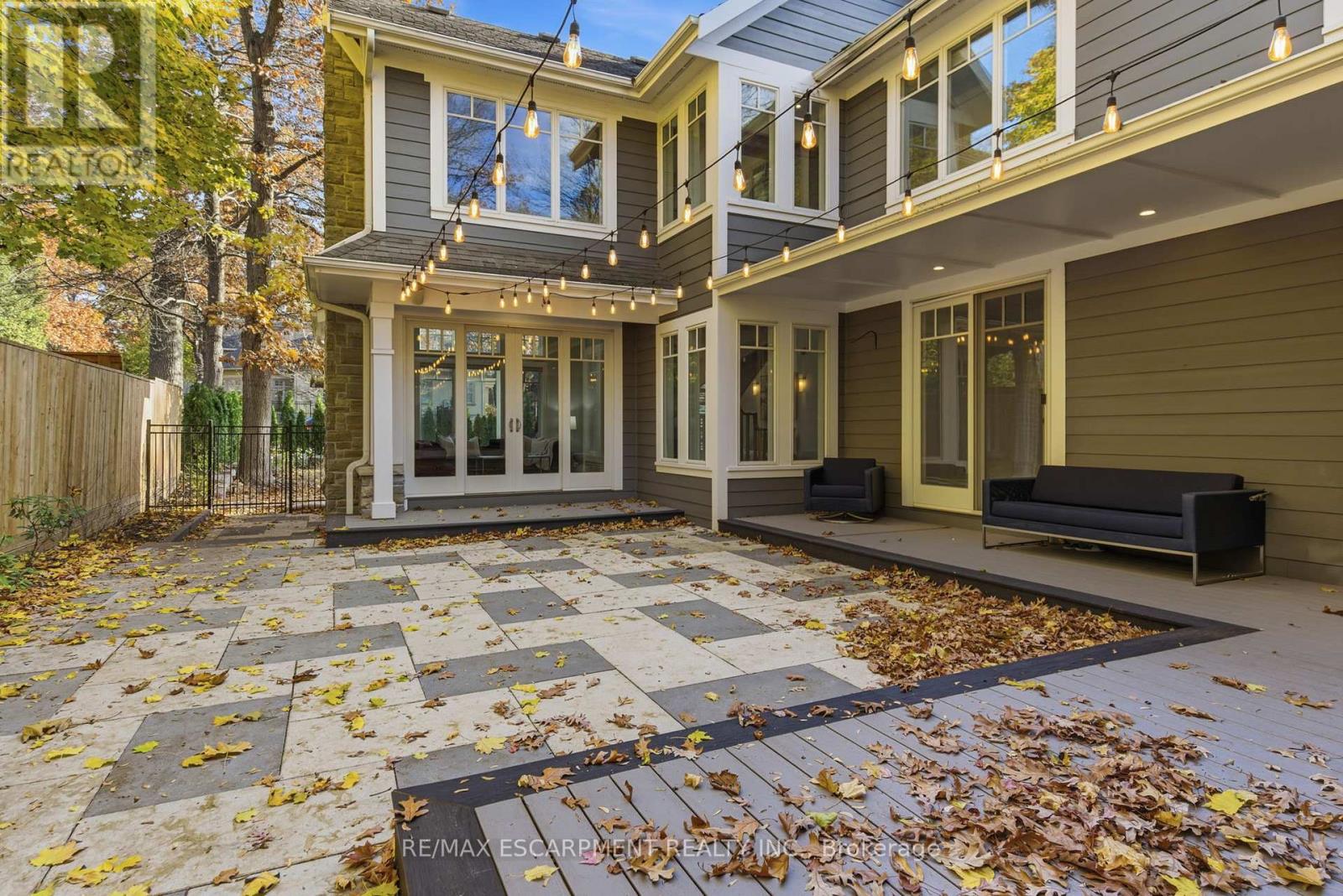 271 Oakhill Road, Mississauga, Ontario  L5G 2P8 - Photo 39 - W12576364