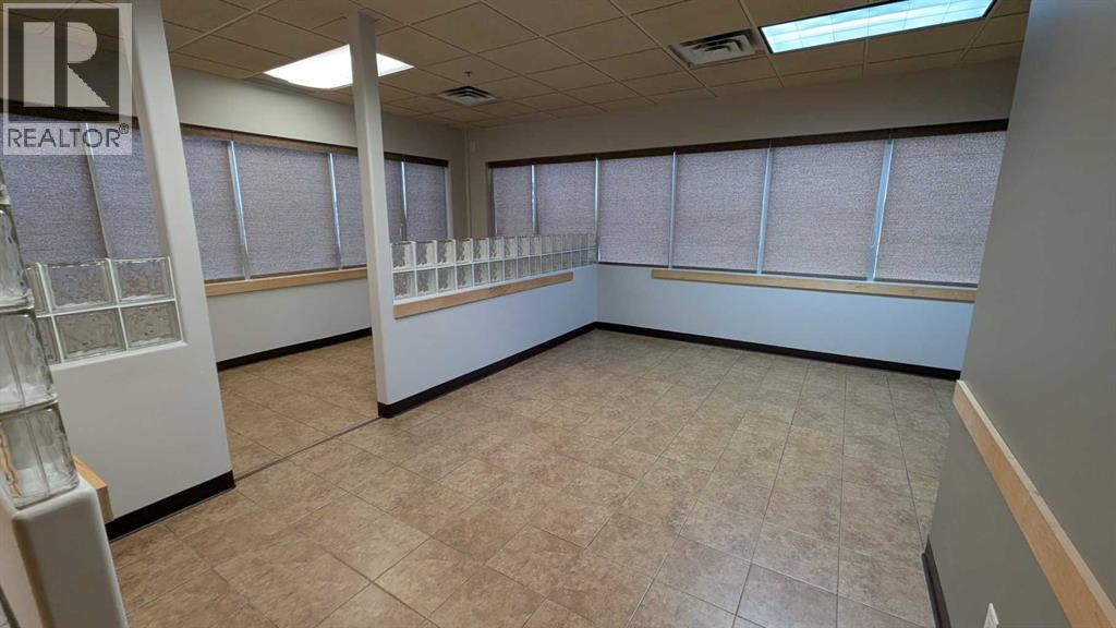 6708 48 Avenue, Camrose, Alberta T4V 4S3 - Photo 30 - A2258132