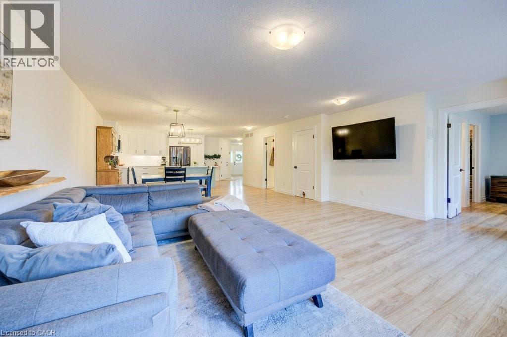 8 Malcolm Crescent, Listowel, Ontario  N4W 0K3 - Photo 22 - 40789335