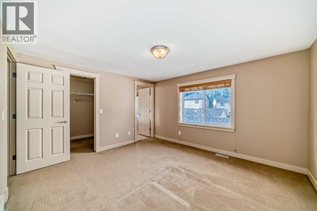 42 Ypres Green Sw, Calgary, Alberta  T2T 6M1 - Photo 21 - A2252885