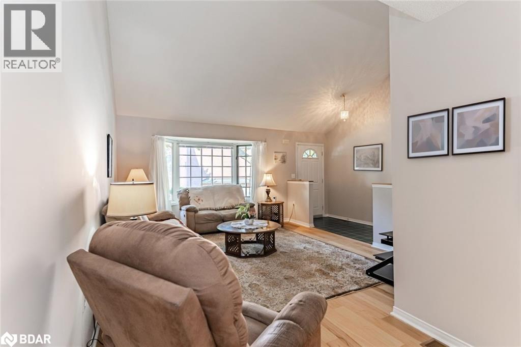 40 Museum Drive Unit# 402, Orillia, Ontario  L3V 7T9 - Photo 2 - 40790550