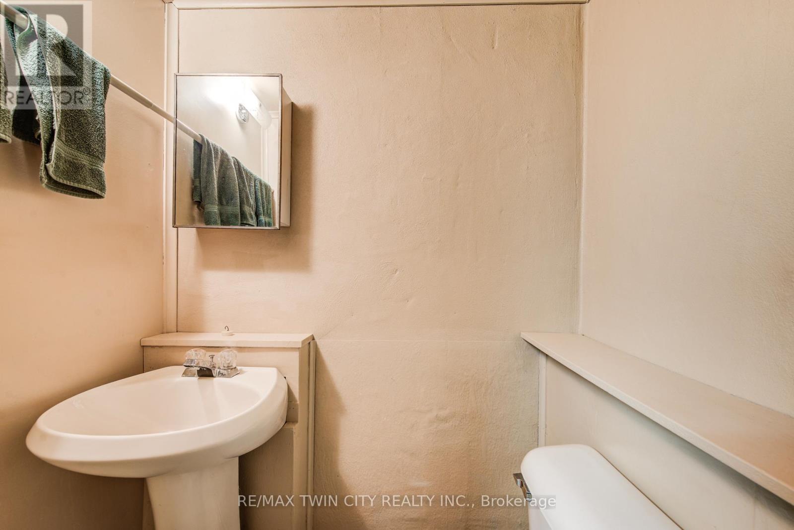 39 Kenwood Crescent, Guelph, Ontario  N1H 6E4 - Photo 23 - X12576326