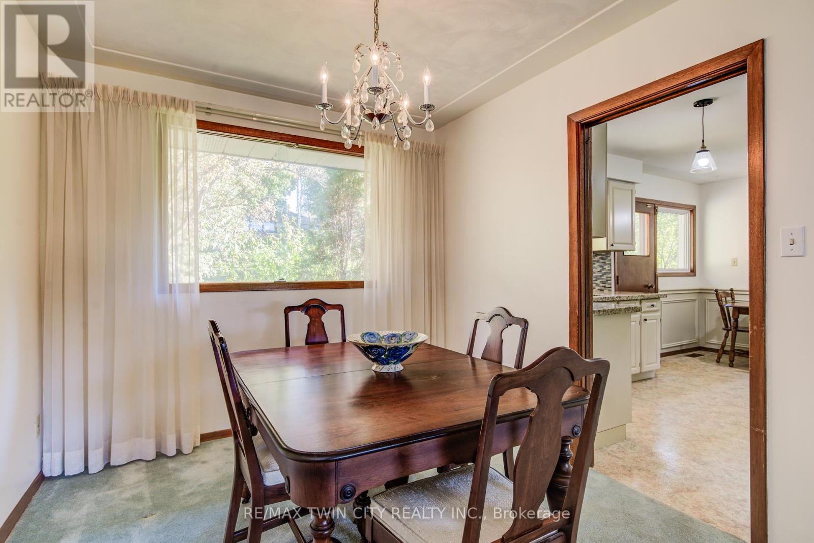 39 Kenwood Crescent, Guelph, Ontario  N1H 6E4 - Photo 7 - X12576326