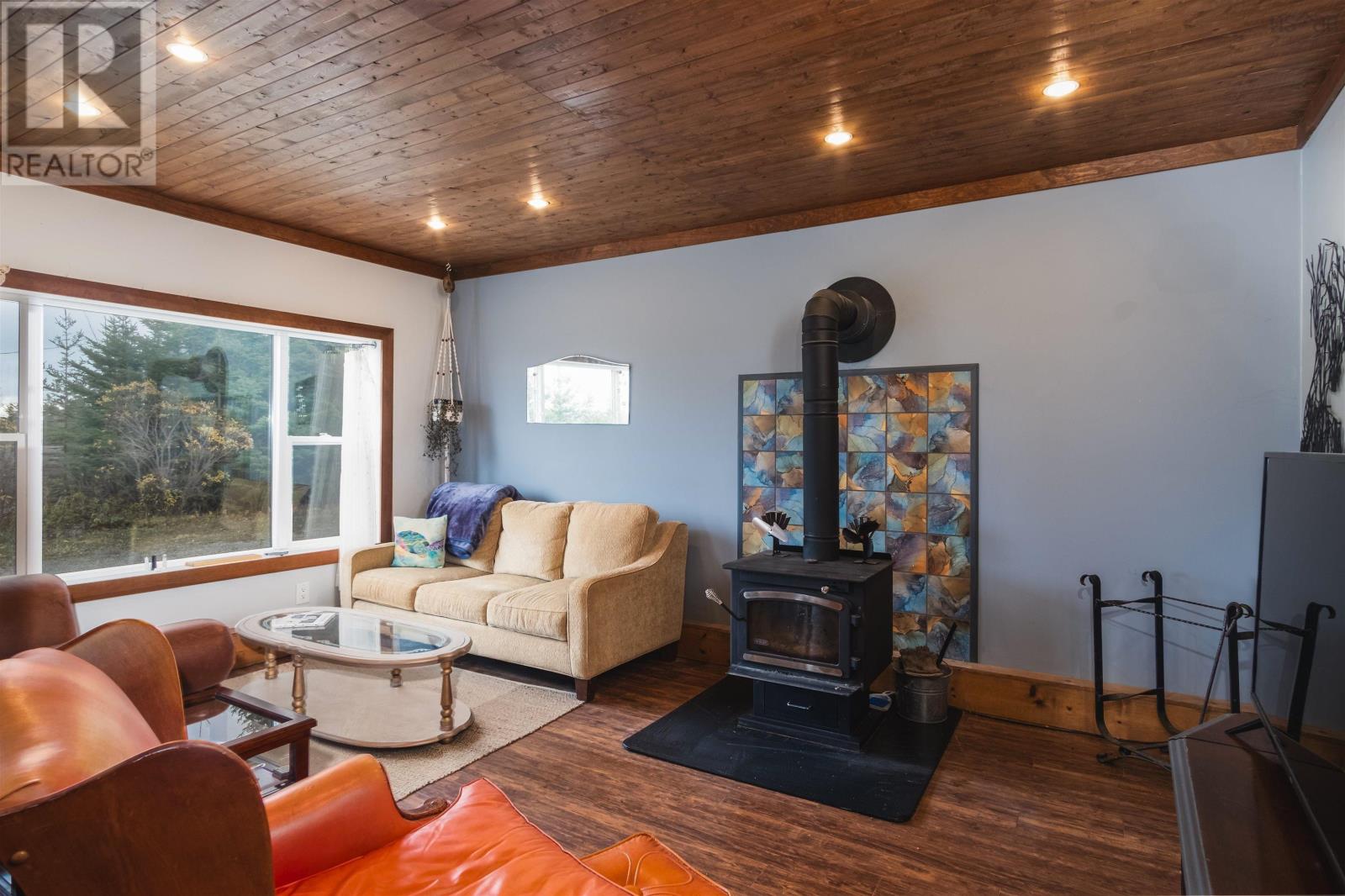 10198 Grenville Street, St. Peter's, Nova Scotia  B0E 3B0 - Photo 5 - 202528545