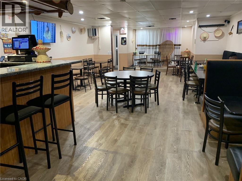 347 Lancaster Street W, Kitchener, Ontario  N2H 4H4 - Photo 3 - 40790202