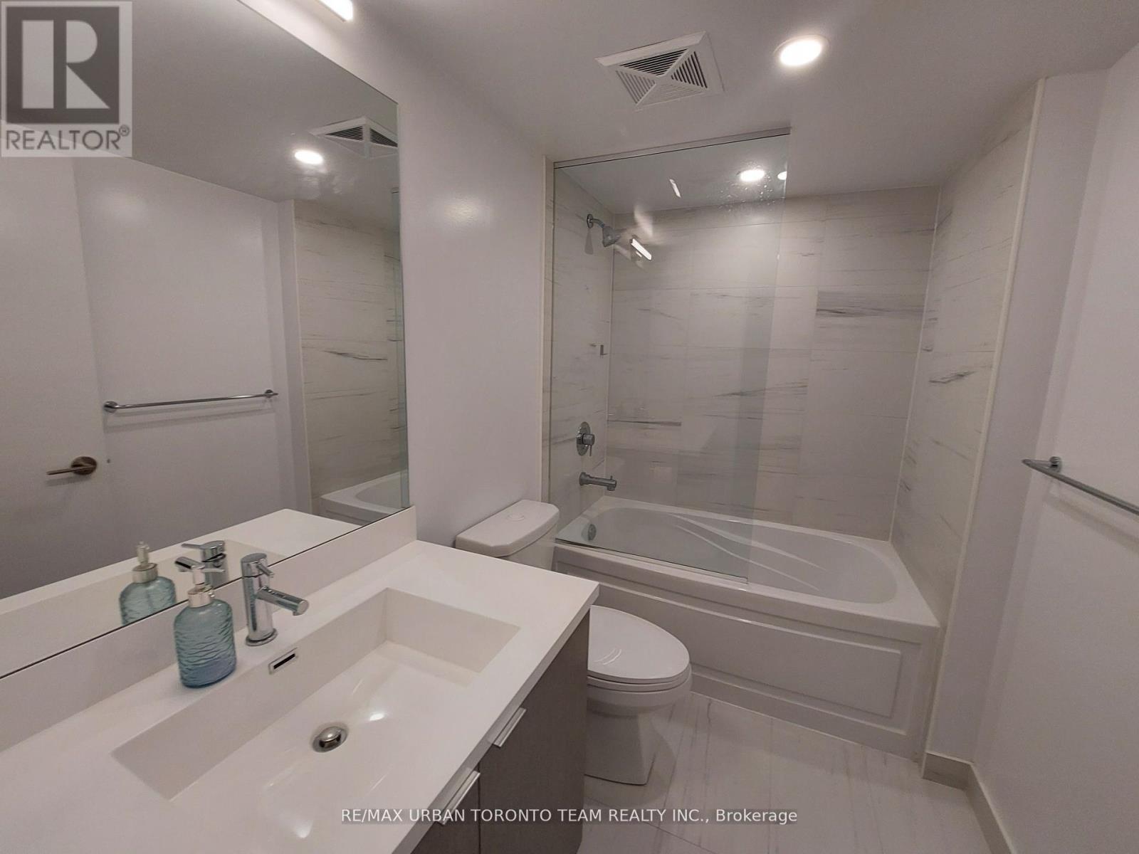 1101 - 219 Dundas Street E, Toronto, Ontario  M5A 0V1 - Photo 13 - C12576396