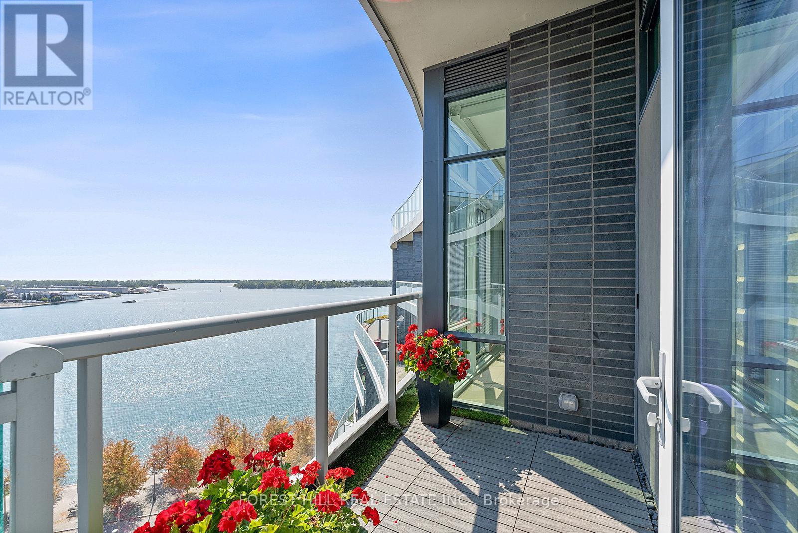 Sph #07 - 1 Edgewater Drive, Toronto, Ontario  M5A 0L1 - Photo 12 - C12576430