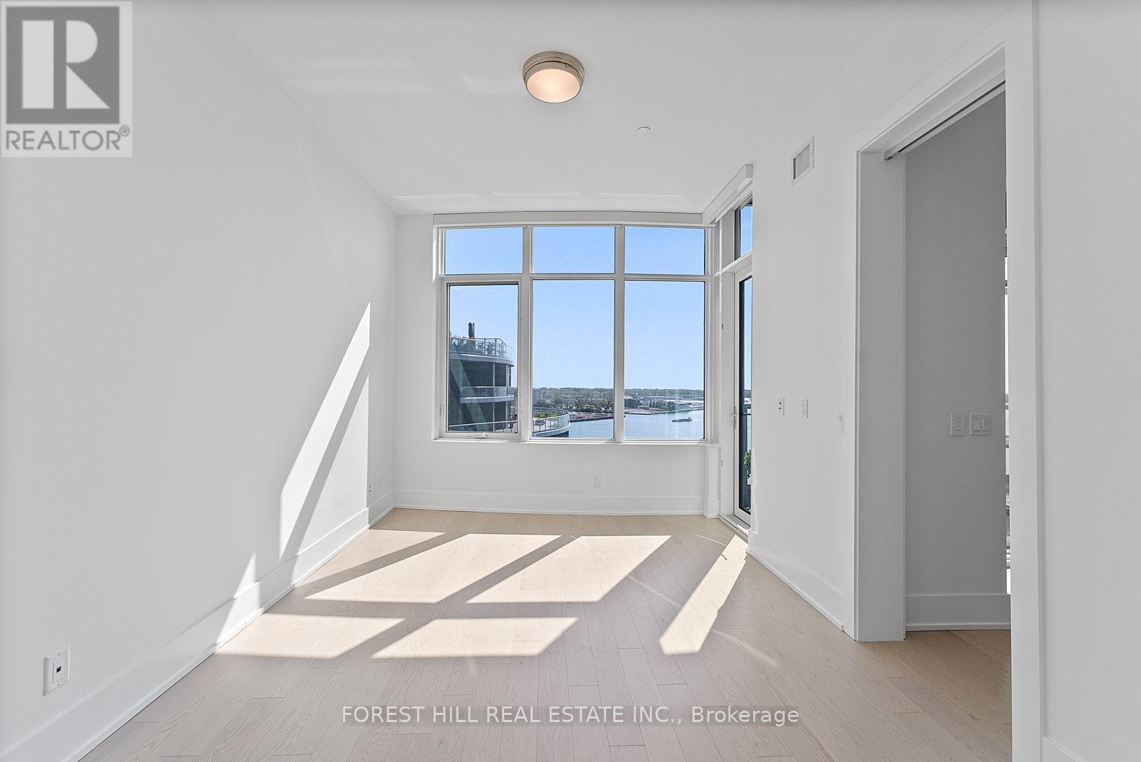 Sph #07 - 1 Edgewater Drive, Toronto, Ontario  M5A 0L1 - Photo 18 - C12576430