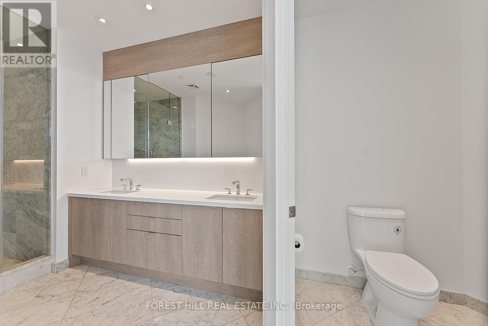 Sph #07 - 1 Edgewater Drive, Toronto, Ontario  M5A 0L1 - Photo 23 - C12576430